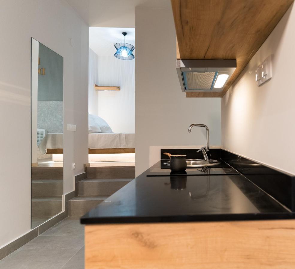 Jacuzzi Suite Piazza Dei Leoni Ηράκλειο Κρήτης Εξωτερικό φωτογραφία