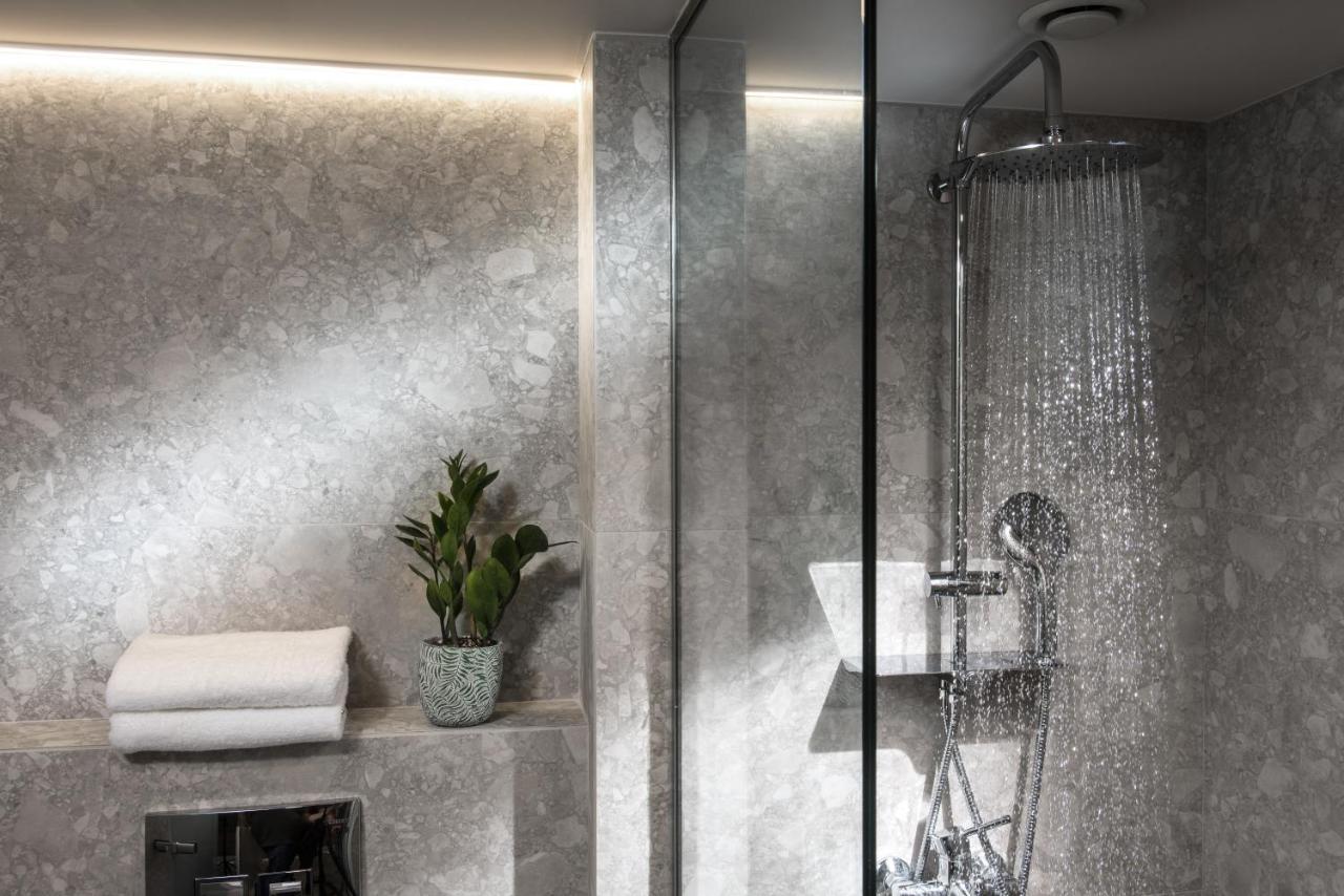 Jacuzzi Suite Piazza Dei Leoni Ηράκλειο Κρήτης Εξωτερικό φωτογραφία